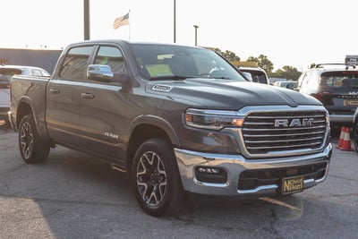 2026 RAM 1500 Laramie 4x4 Crew Cab 5'7 Box
