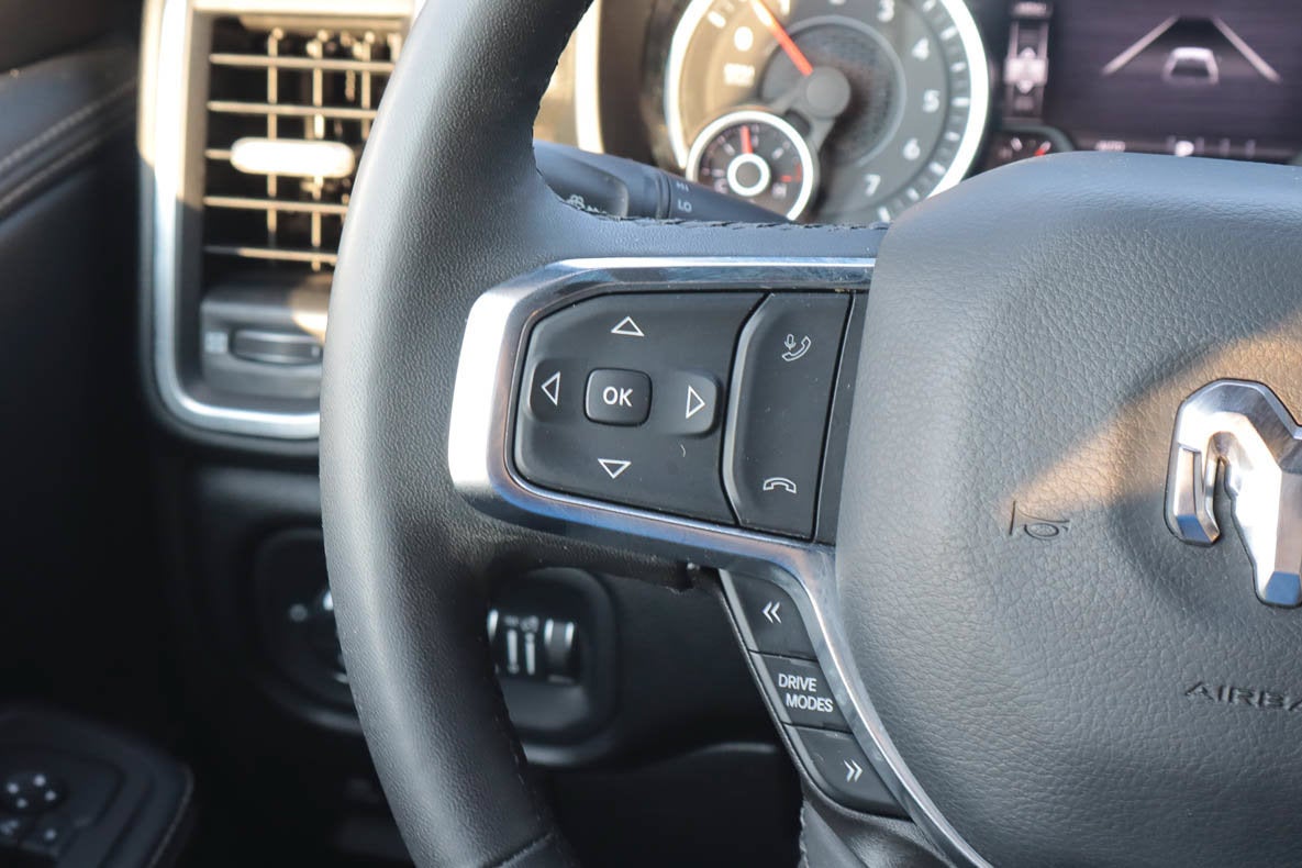 2026 RAM 1500 Laramie 4x4 Crew Cab 5'7 Box