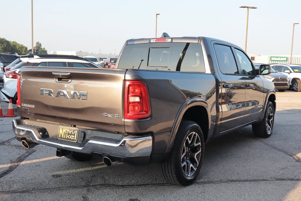 2026 RAM 1500 Laramie 4x4 Crew Cab 5'7 Box