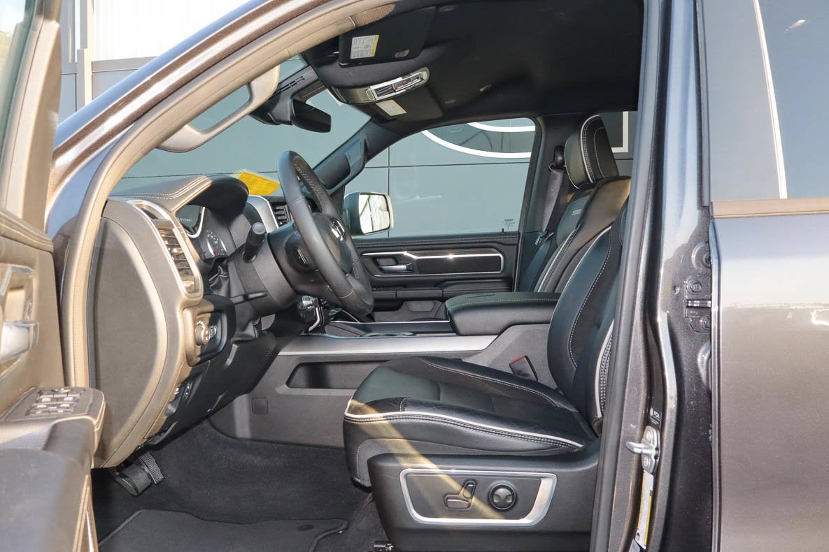 2026 RAM 1500 Laramie 4x4 Crew Cab 5'7 Box