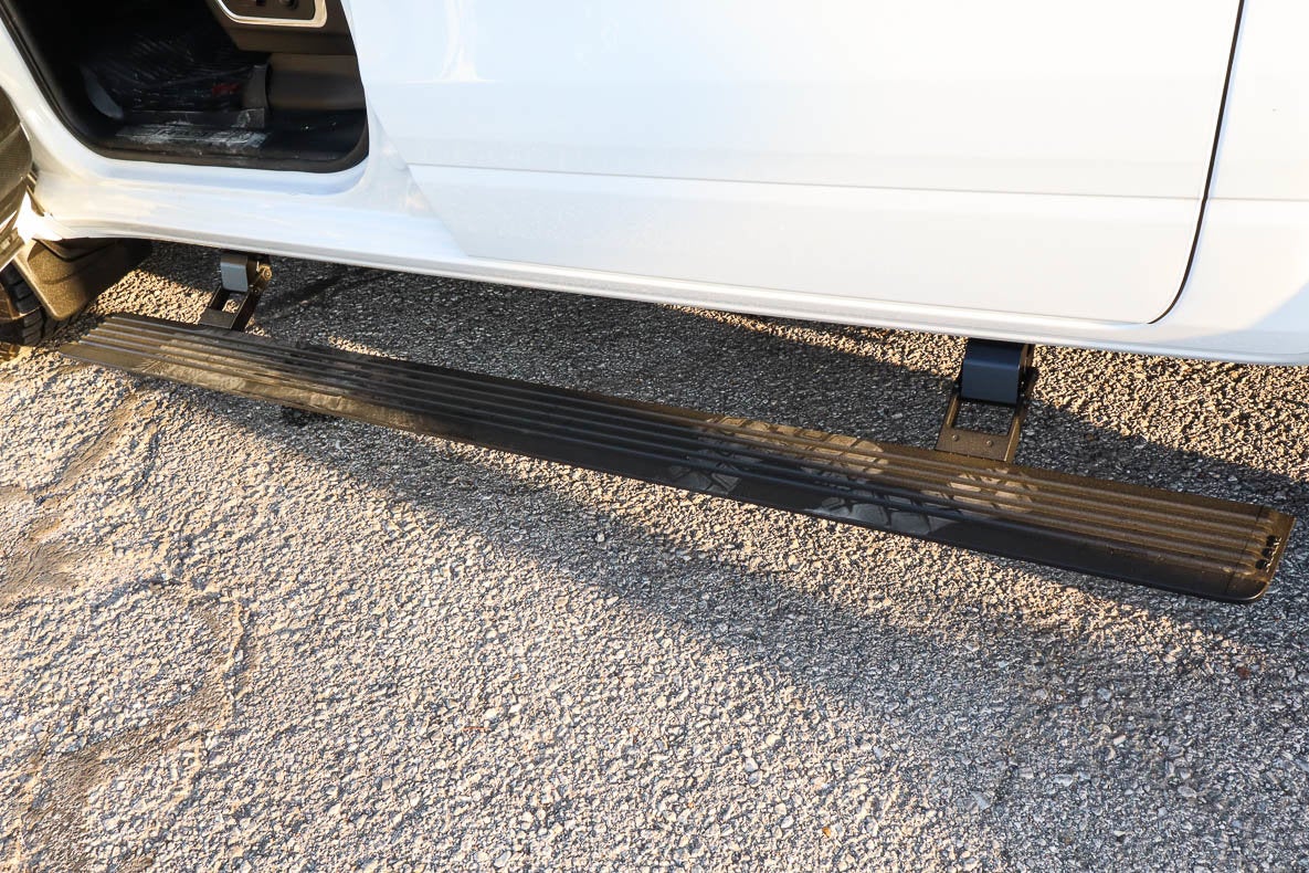 2022 RAM 1500 Laramie 4x4 Crew Cab 5'7 Box