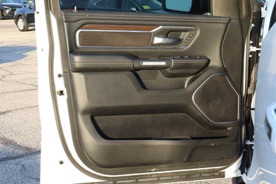 2022 RAM 1500 Laramie 4x4 Crew Cab 5'7 Box