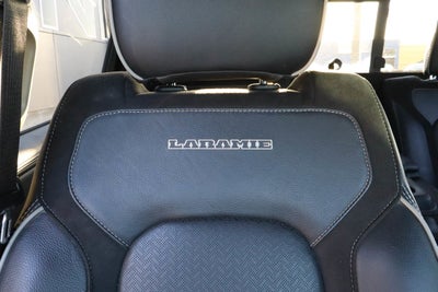 2022 RAM 1500 Laramie 4x4 Crew Cab 5'7 Box