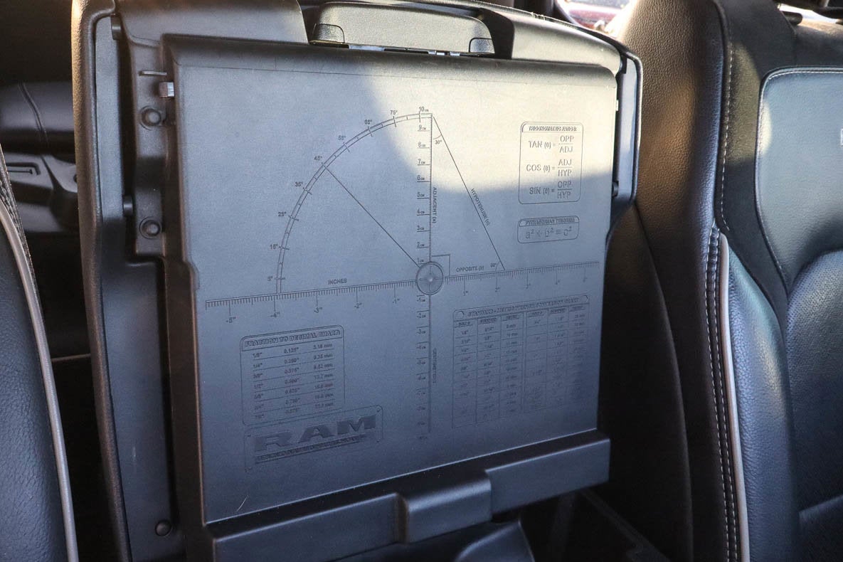 2022 RAM 1500 Laramie 4x4 Crew Cab 5'7 Box