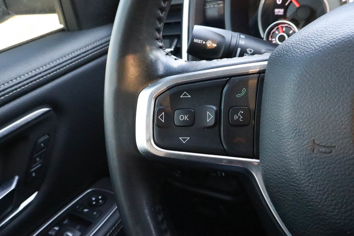 2022 RAM 1500 Laramie 4x4 Crew Cab 5'7 Box