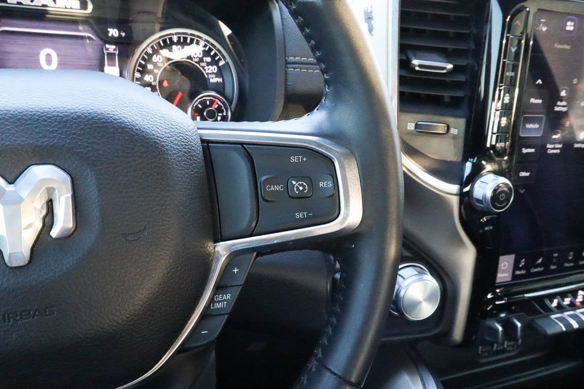 2022 RAM 1500 Laramie 4x4 Crew Cab 5'7 Box