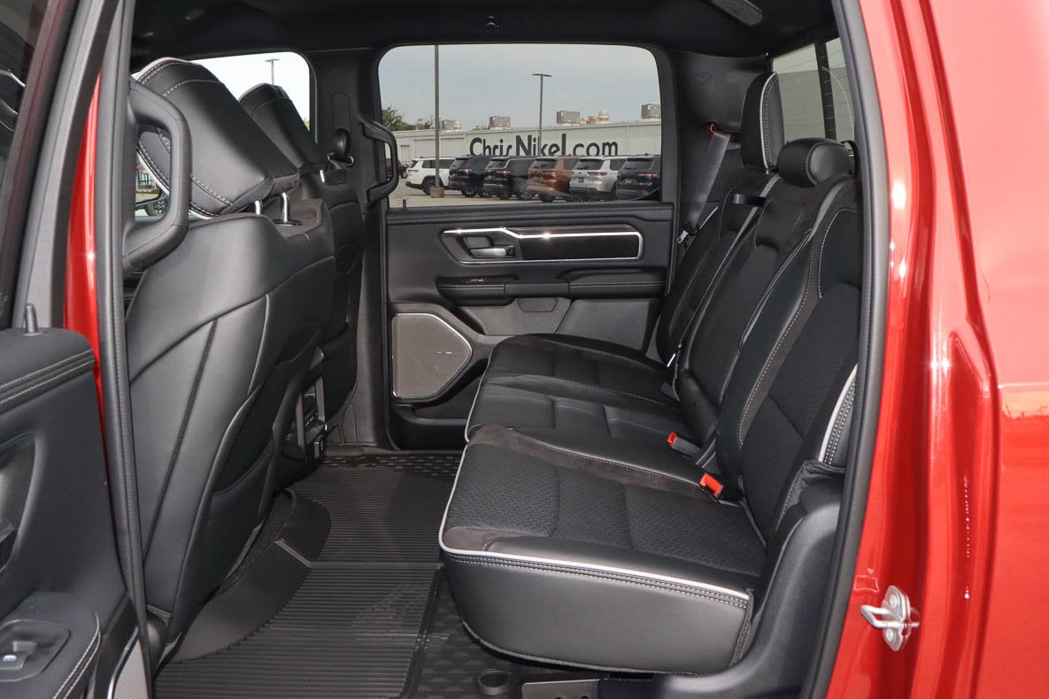 2027 RAM 1500 Laramie 4x4 Crew Cab 5'7 Box