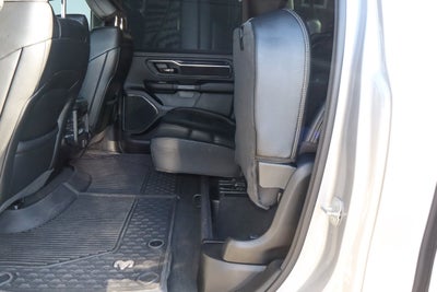 2022 RAM 1500 Laramie 4x4 Crew Cab 5'7 Box