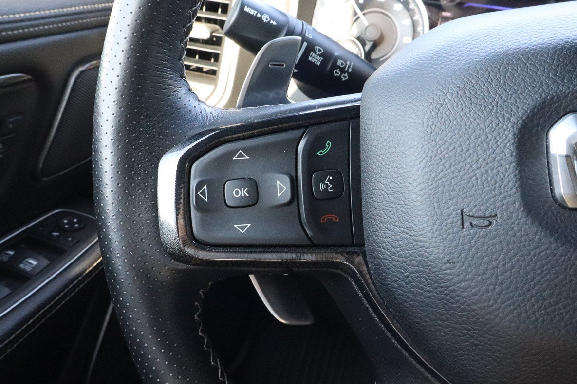2022 RAM 1500 Laramie 4x4 Crew Cab 5'7 Box