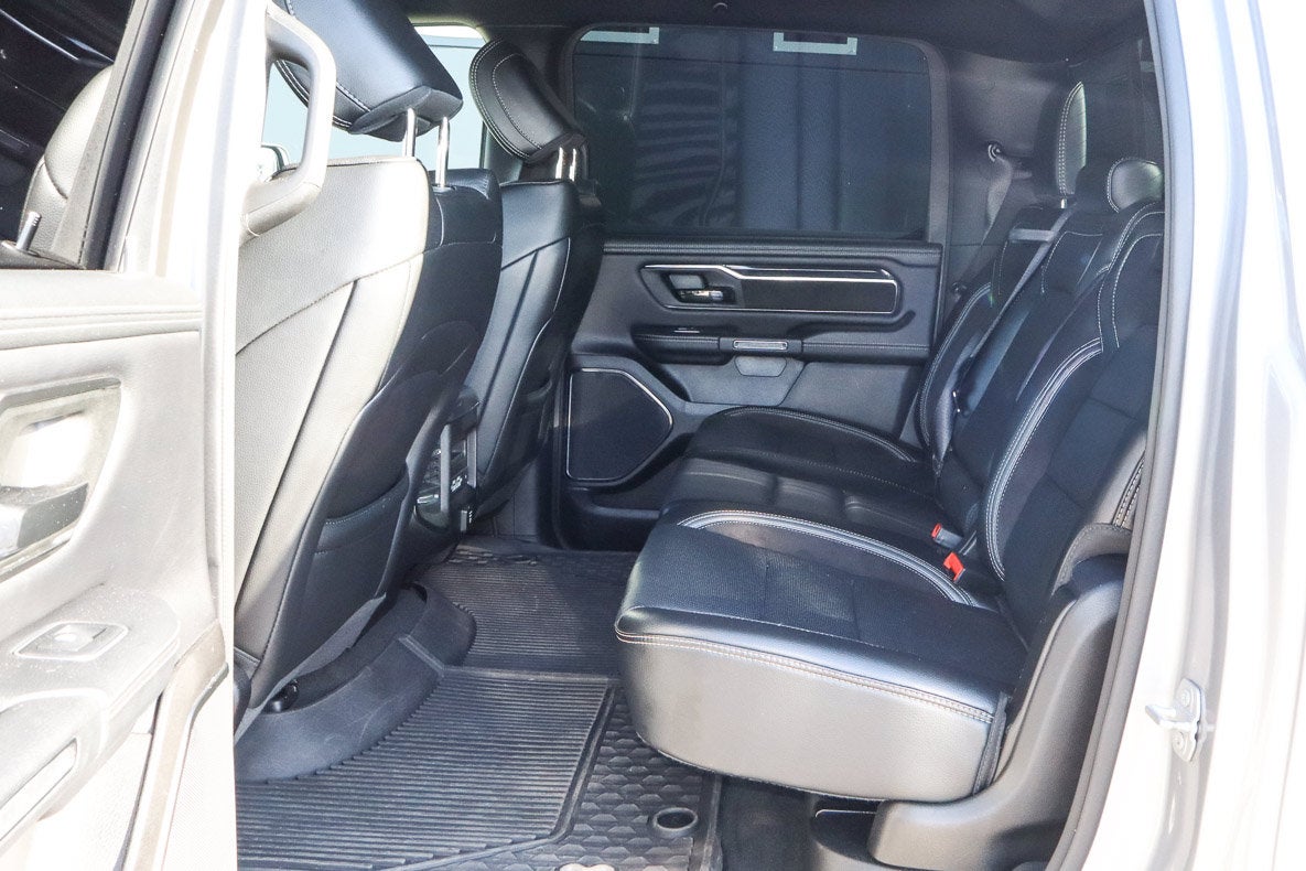 2022 RAM 1500 Laramie 4x4 Crew Cab 5'7 Box