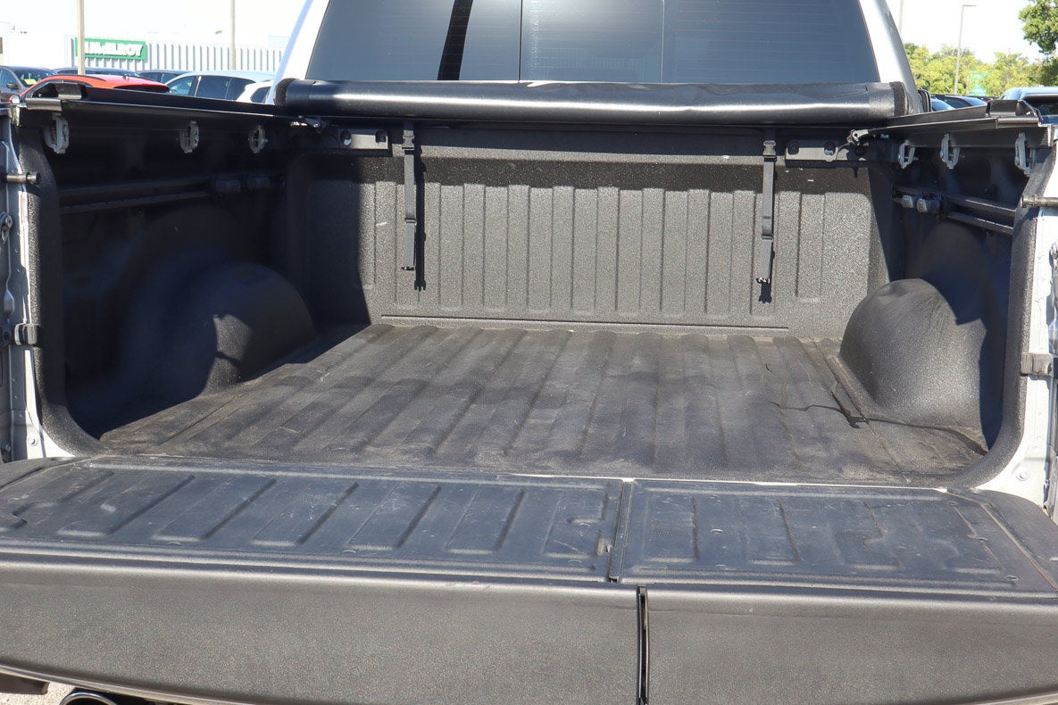 2022 RAM 1500 Laramie 4x4 Crew Cab 5'7 Box