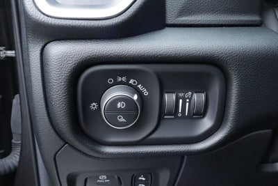 2022 RAM 1500 Laramie 4x4 Crew Cab 5'7 Box