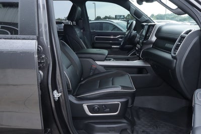 2022 RAM 1500 Laramie 4x4 Crew Cab 5'7 Box