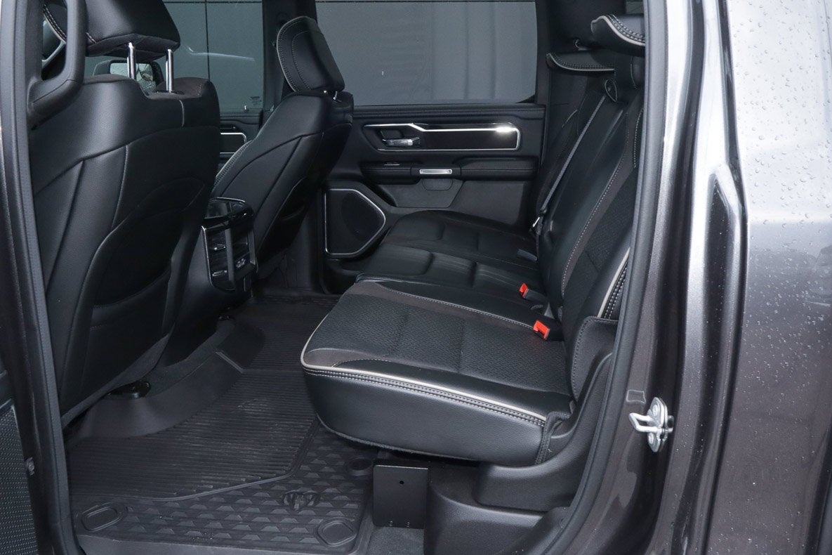 2022 RAM 1500 Laramie 4x4 Crew Cab 5'7 Box