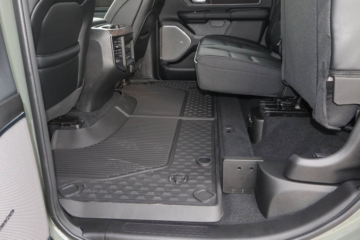 2026 RAM 1500 Laramie 4x4 Crew Cab 5'7 Box