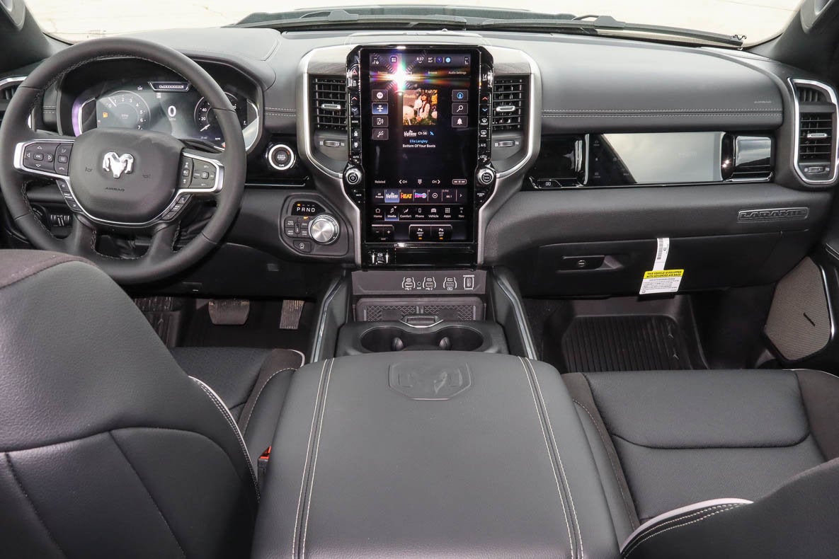 2026 RAM 1500 Laramie 4x4 Crew Cab 5'7 Box