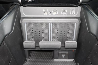 2026 RAM 1500 Laramie 4x4 Crew Cab 5'7 Box