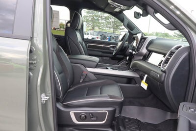 2026 RAM 1500 Laramie 4x4 Crew Cab 5'7 Box