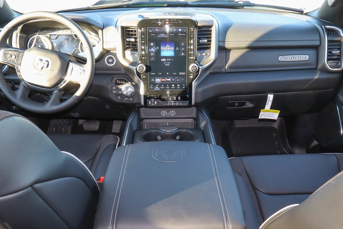 2026 RAM 1500 Laramie 4x4 Crew Cab 5'7 Box