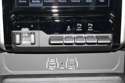 2026 RAM 1500 Laramie 4x4 Crew Cab 5'7 Box