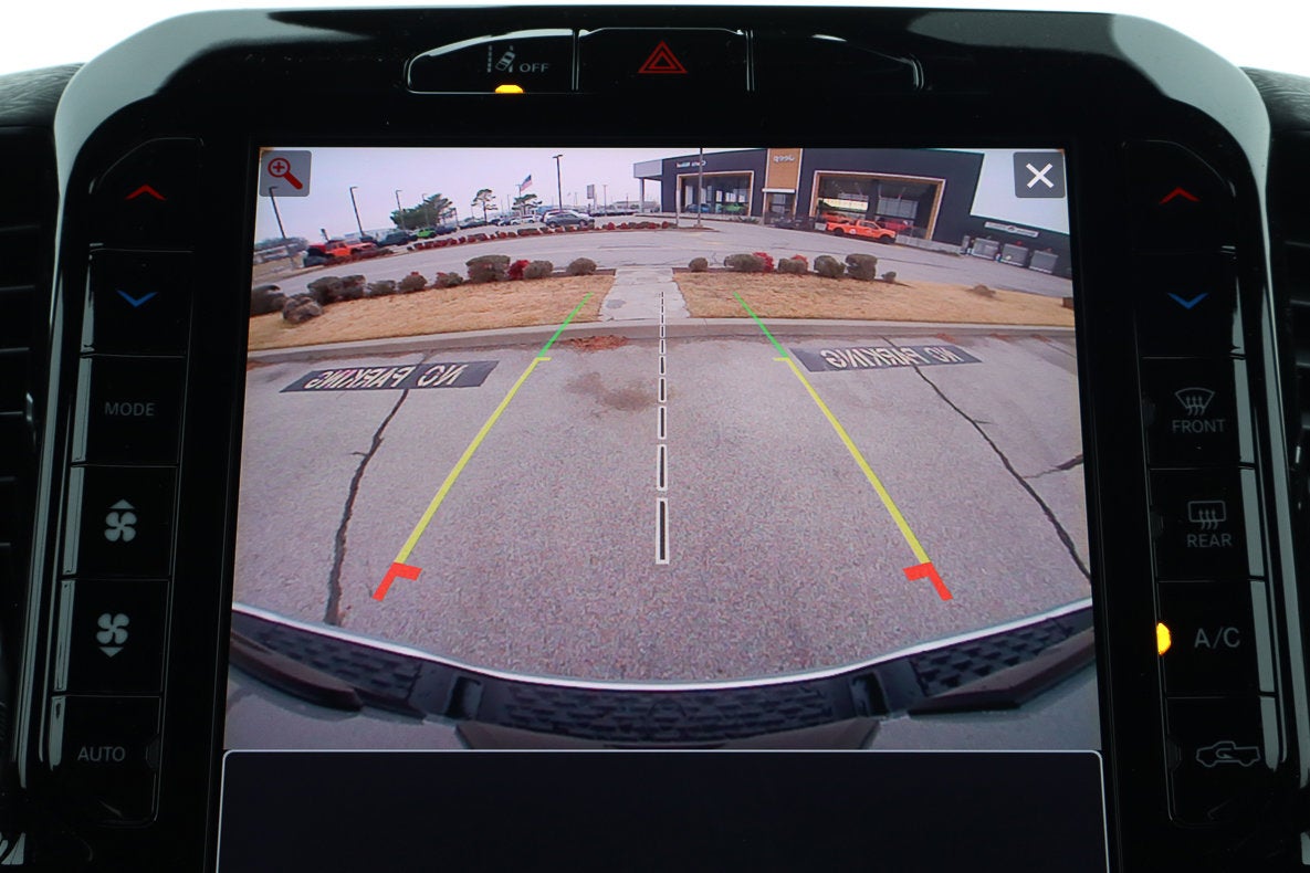 2026 RAM 1500 Laramie 4x4 Crew Cab 5'7 Box