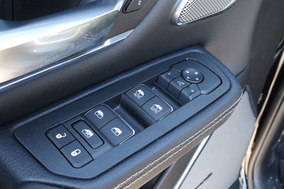 2026 RAM 1500 Laramie 4x4 Crew Cab 5'7 Box