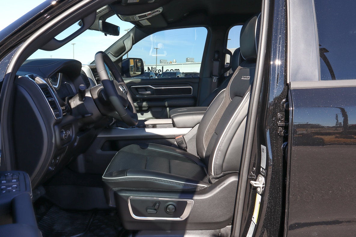 2026 RAM 1500 Laramie 4x4 Crew Cab 5'7 Box