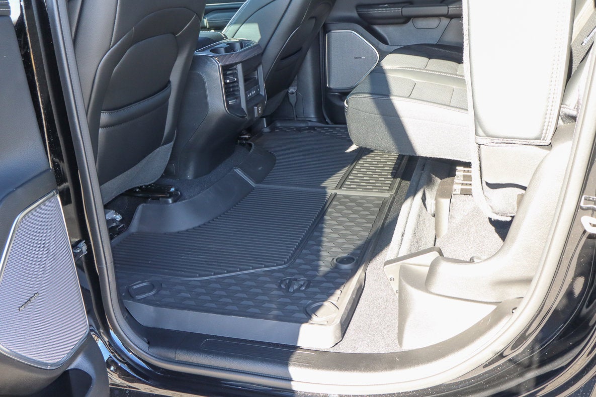 2026 RAM 1500 Laramie 4x4 Crew Cab 5'7 Box