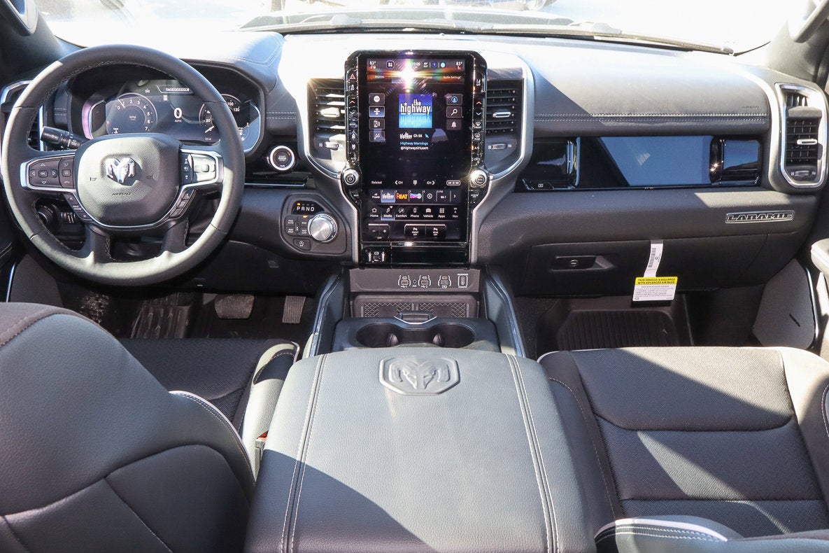 2026 RAM 1500 Laramie 4x4 Crew Cab 5'7 Box