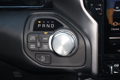 2026 RAM 1500 Laramie 4x4 Crew Cab 5'7 Box