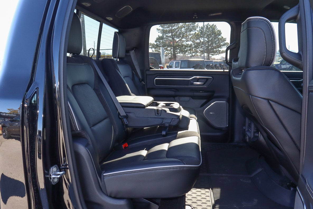 2026 RAM 1500 Laramie 4x4 Crew Cab 5'7 Box