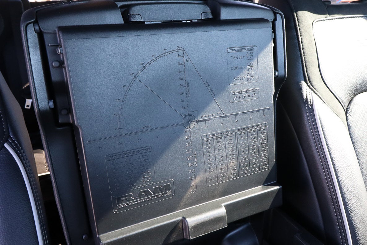 2026 RAM 1500 Laramie 4x4 Crew Cab 5'7 Box