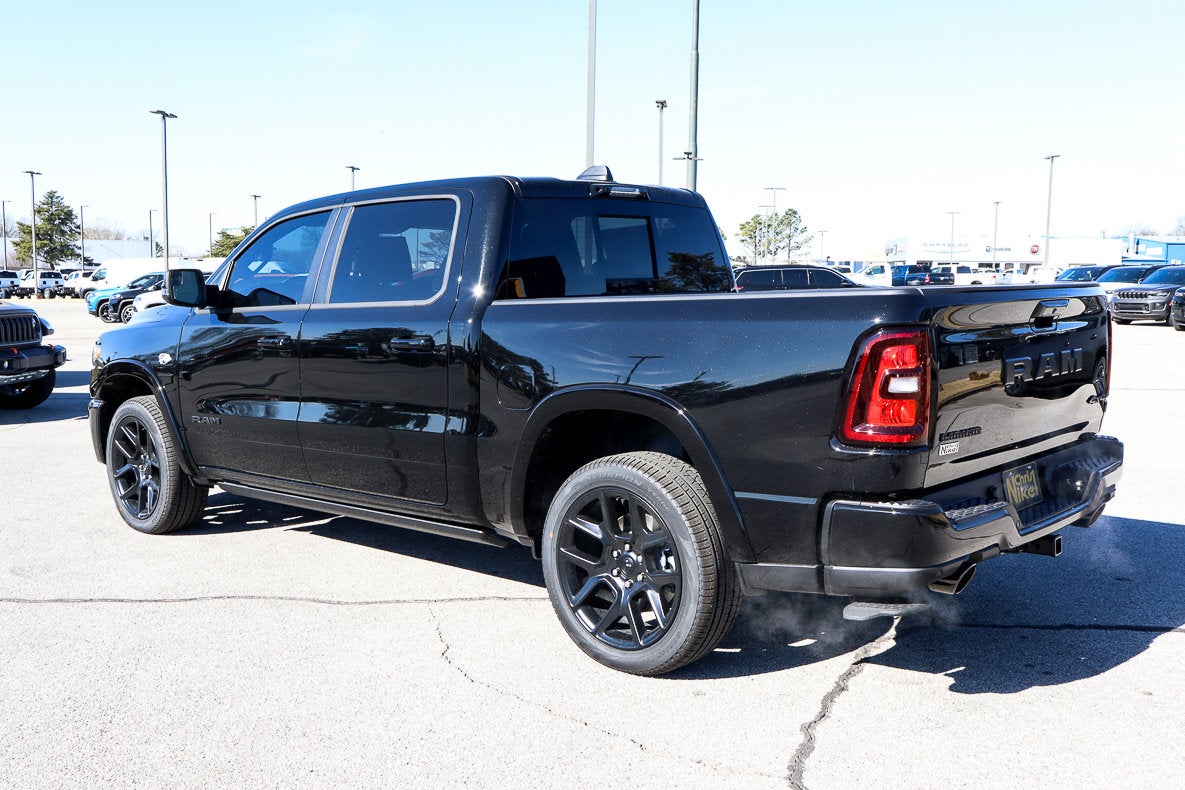 2026 RAM 1500 Laramie 4x4 Crew Cab 5'7 Box