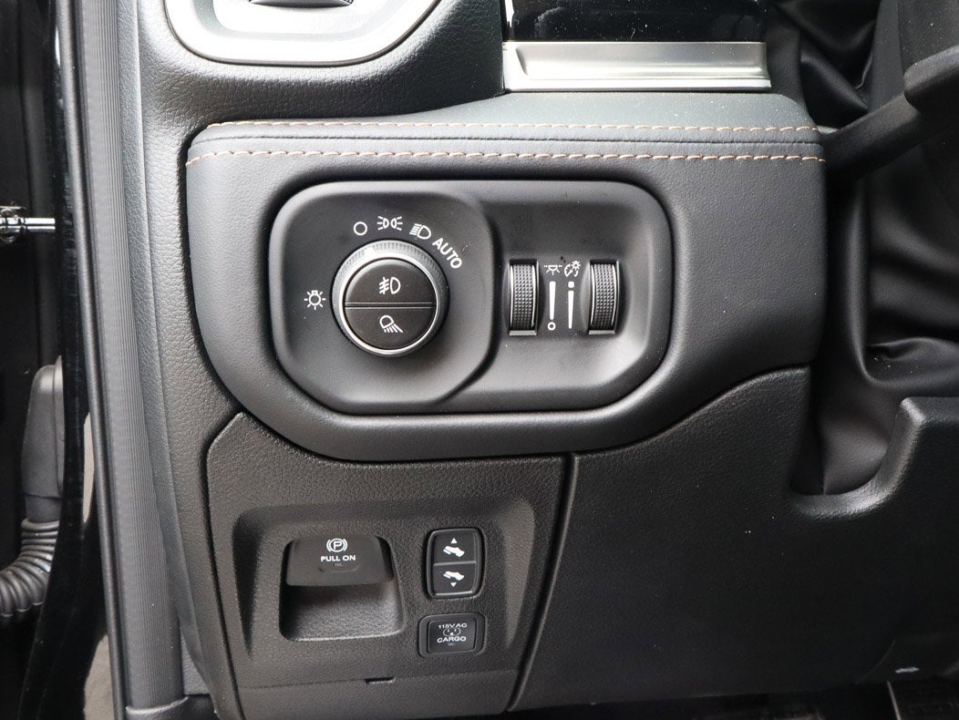 2026 RAM 1500 Tungsten 4x4 Crew Cab 5'7 Box