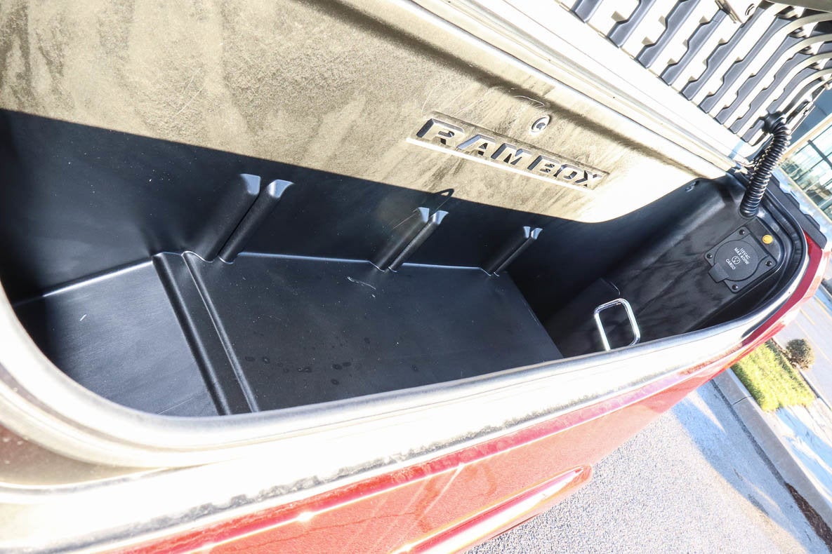 2026 RAM 1500 Tungsten 4x4 Crew Cab 5'7 Box