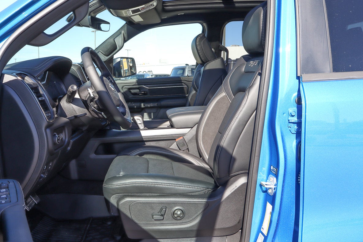 2026 RAM 1500 Rebel 4x4 Crew Cab 5'7 Box