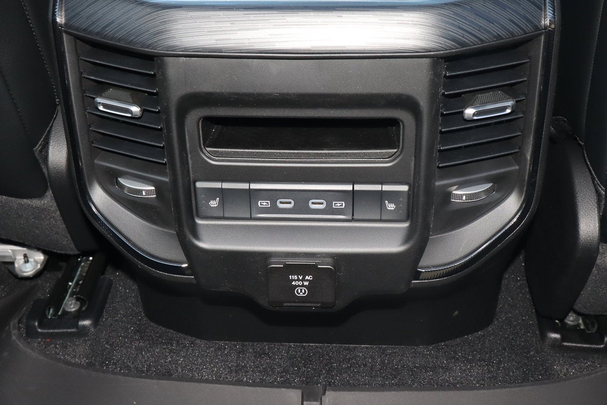 2026 RAM 1500 Rebel 4x4 Crew Cab 5'7 Box