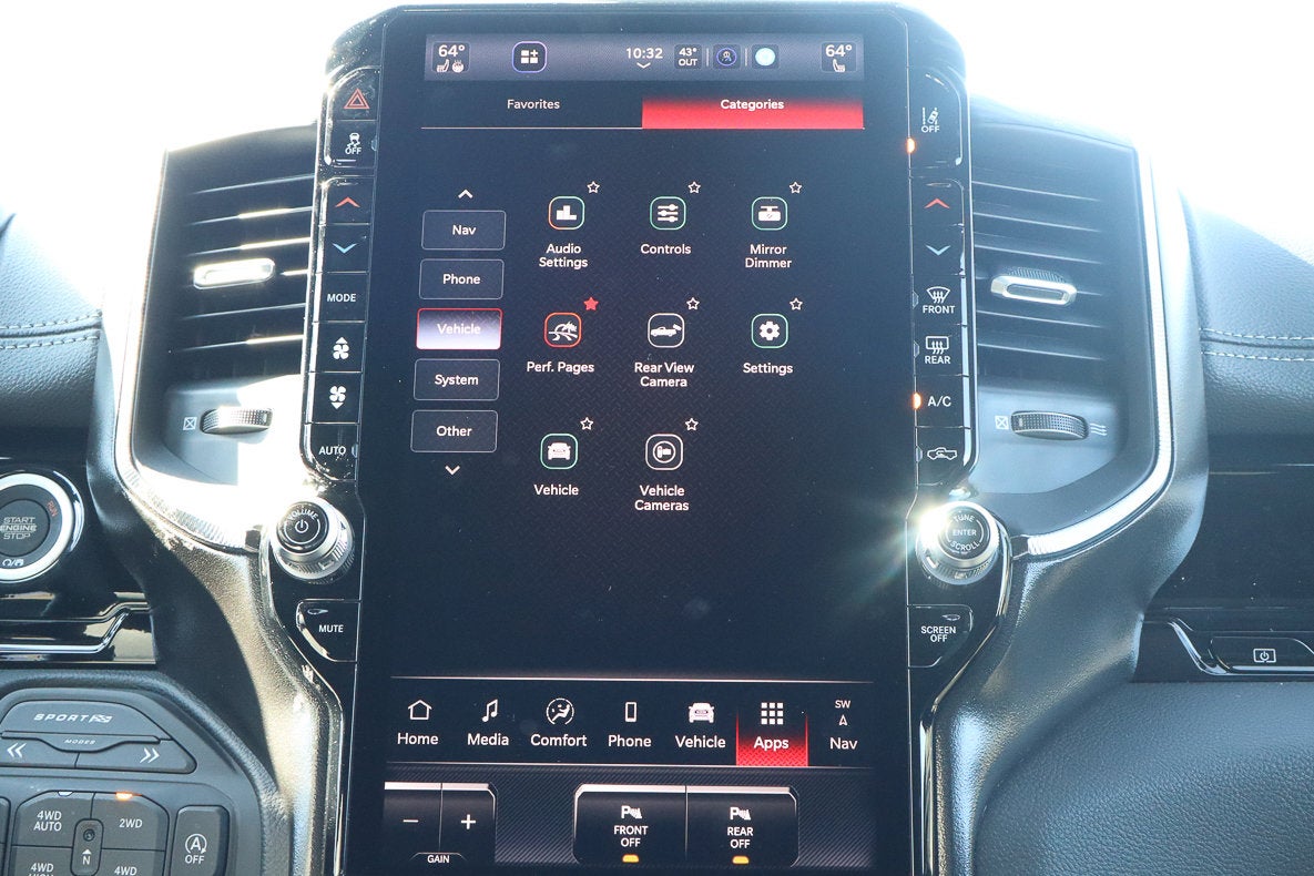 2026 RAM 1500 Rebel 4x4 Crew Cab 5'7 Box