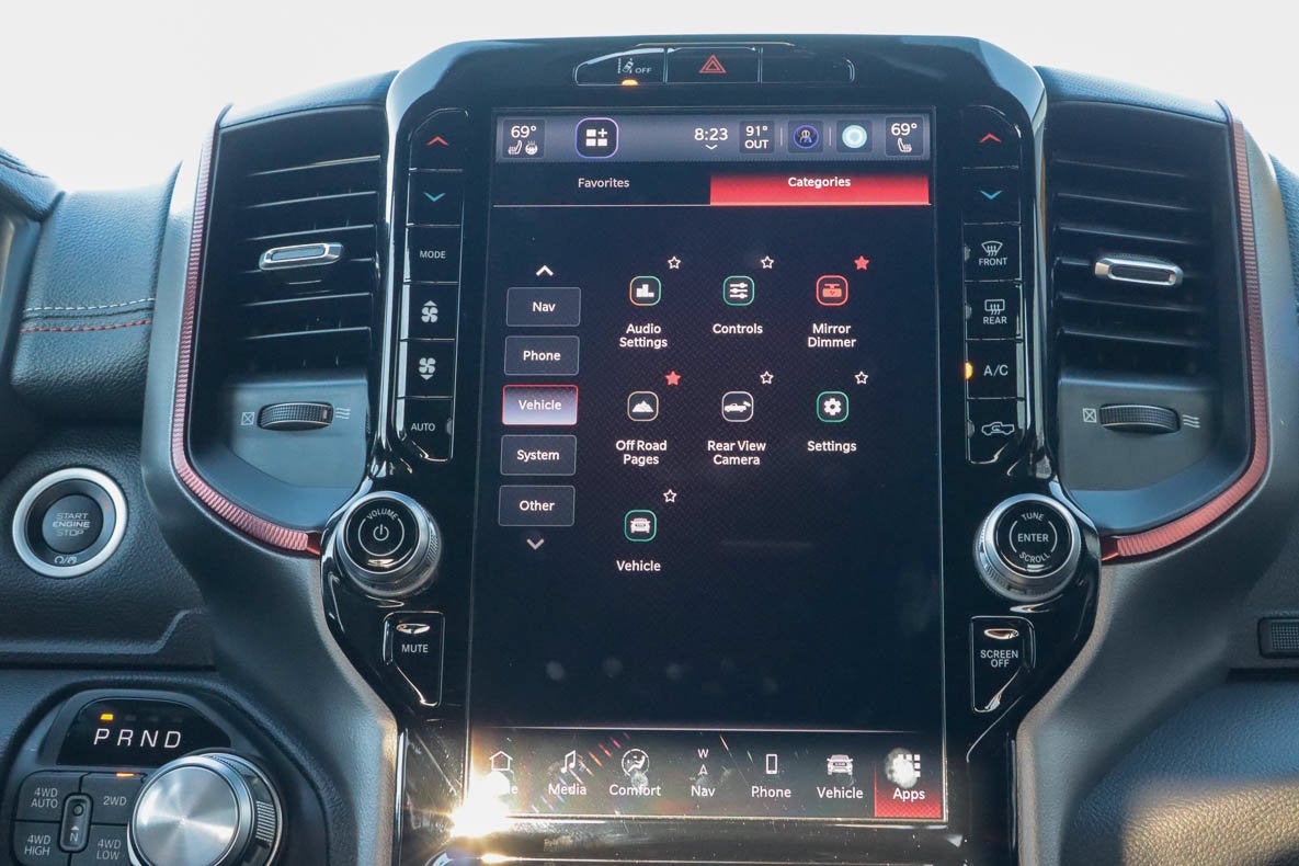 2026 RAM 1500 Rebel 4x4 Crew Cab 5'7 Box