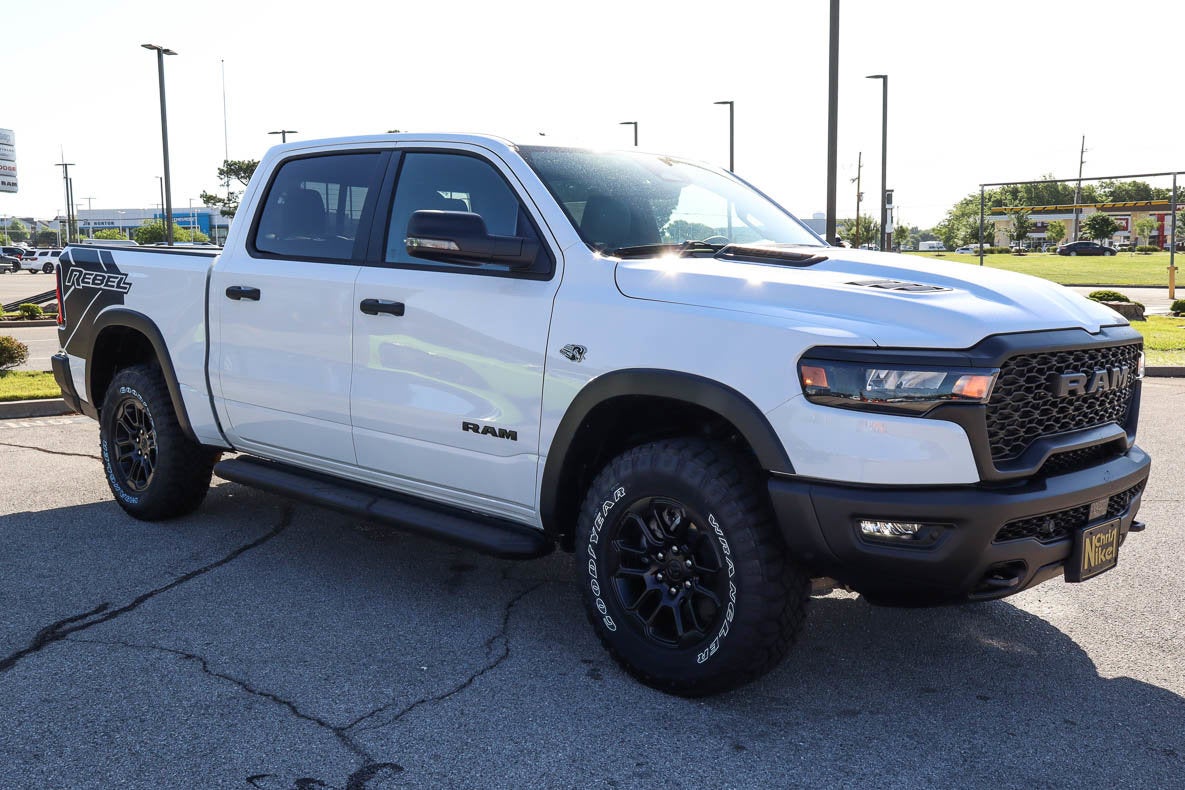 2026 RAM 1500 Rebel 4x4 Crew Cab 5'7 Box