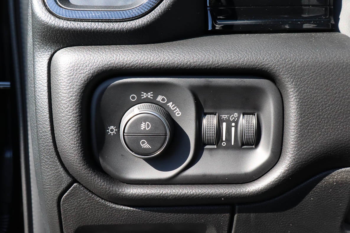 2026 RAM 1500 Rebel 4x4 Crew Cab 5'7 Box