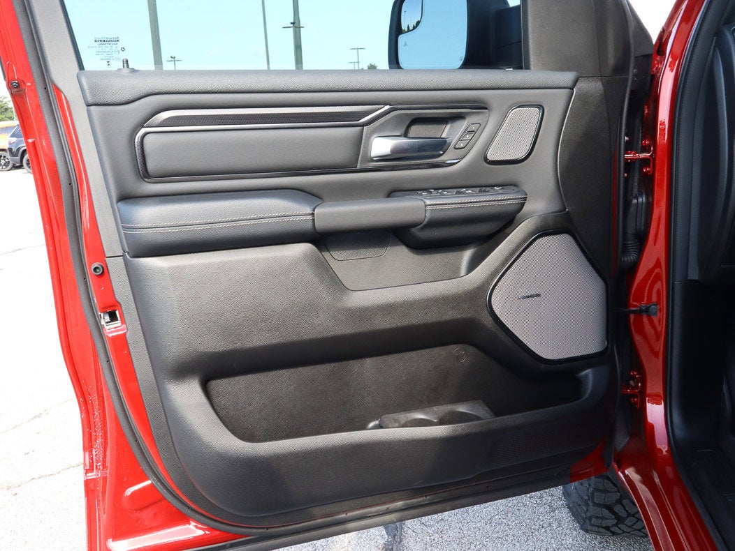2026 RAM 1500 Rebel 4x4 Crew Cab 5'7 Box