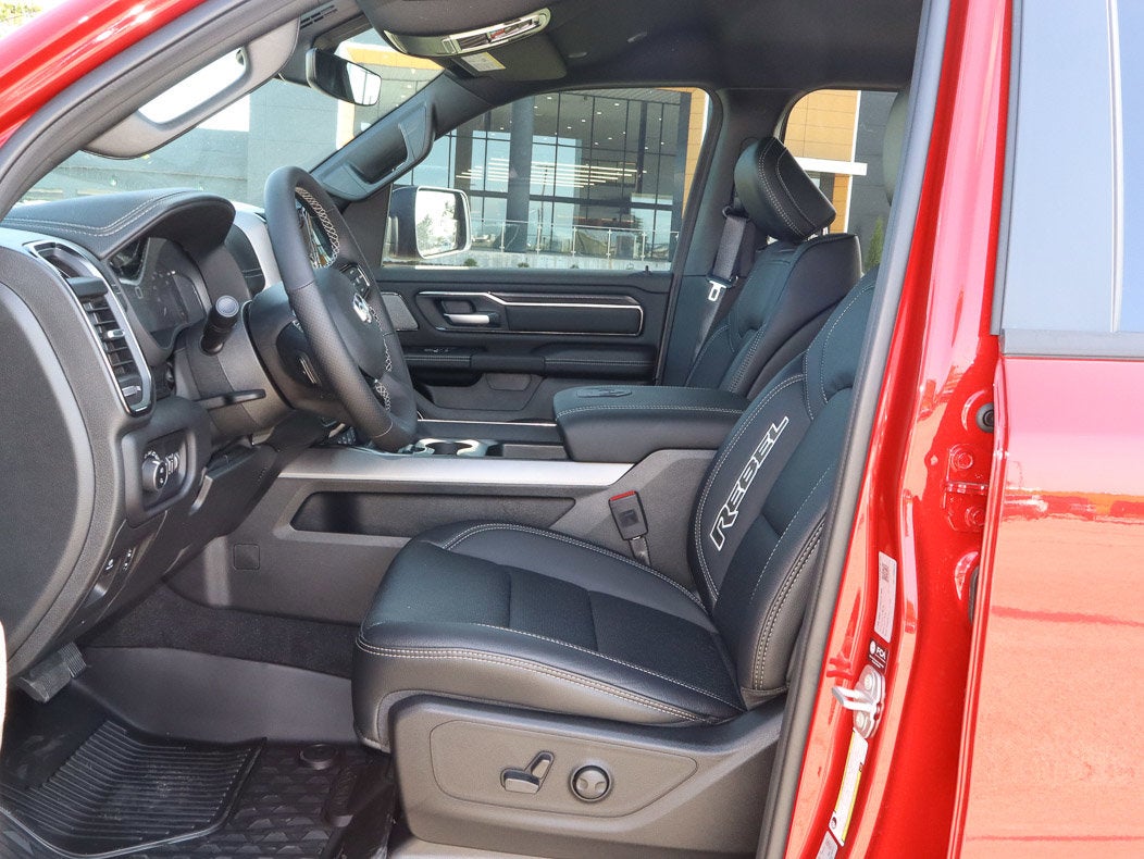 2026 RAM 1500 Rebel 4x4 Crew Cab 5'7 Box