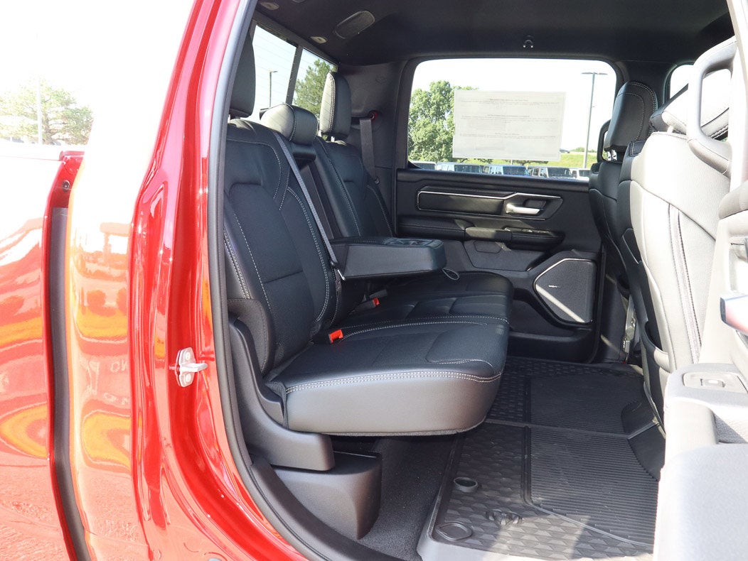 2026 RAM 1500 Rebel 4x4 Crew Cab 5'7 Box