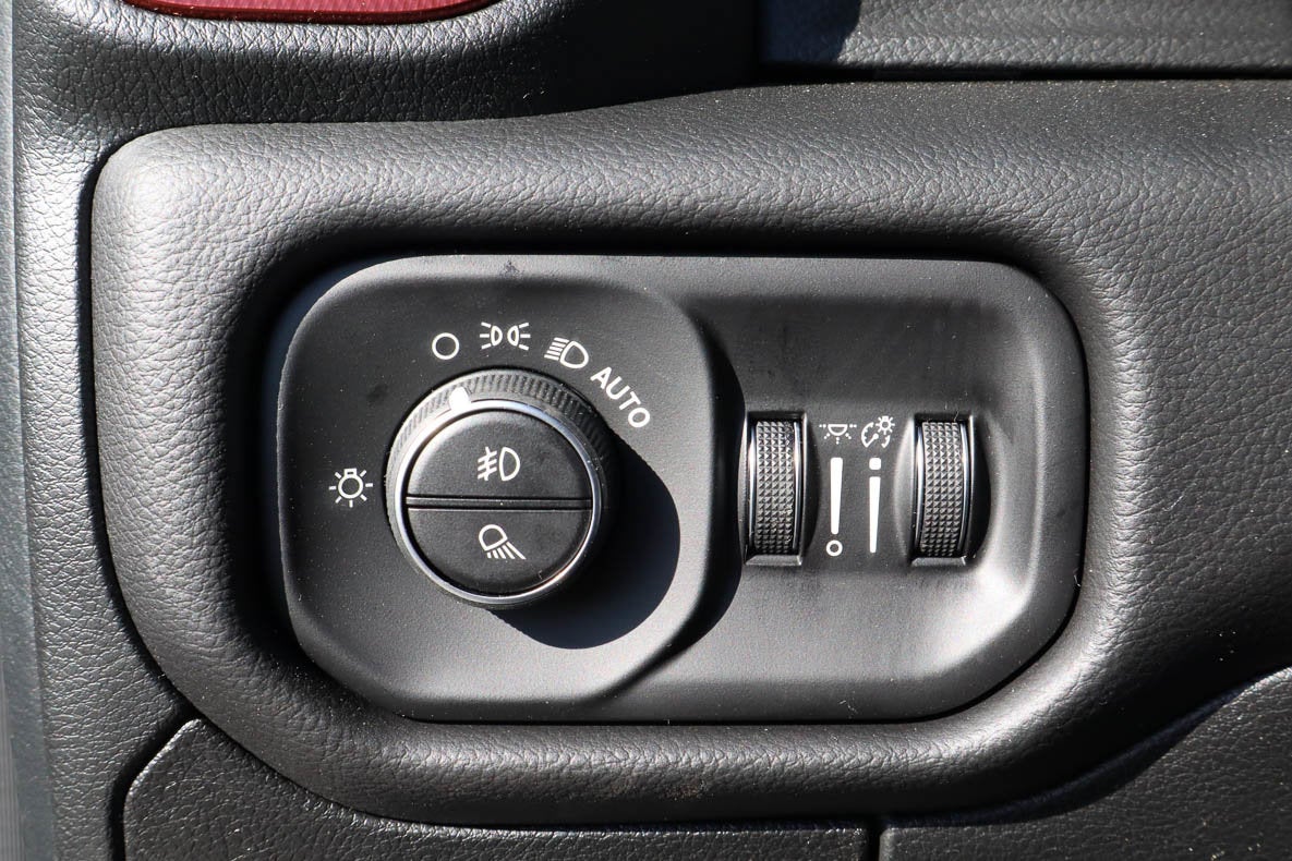 2026 RAM 1500 Rebel 4x4 Crew Cab 5'7 Box