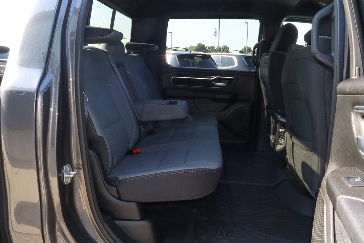 2024 RAM 1500 Big Horn 4x4 Crew Cab 6'4 Box