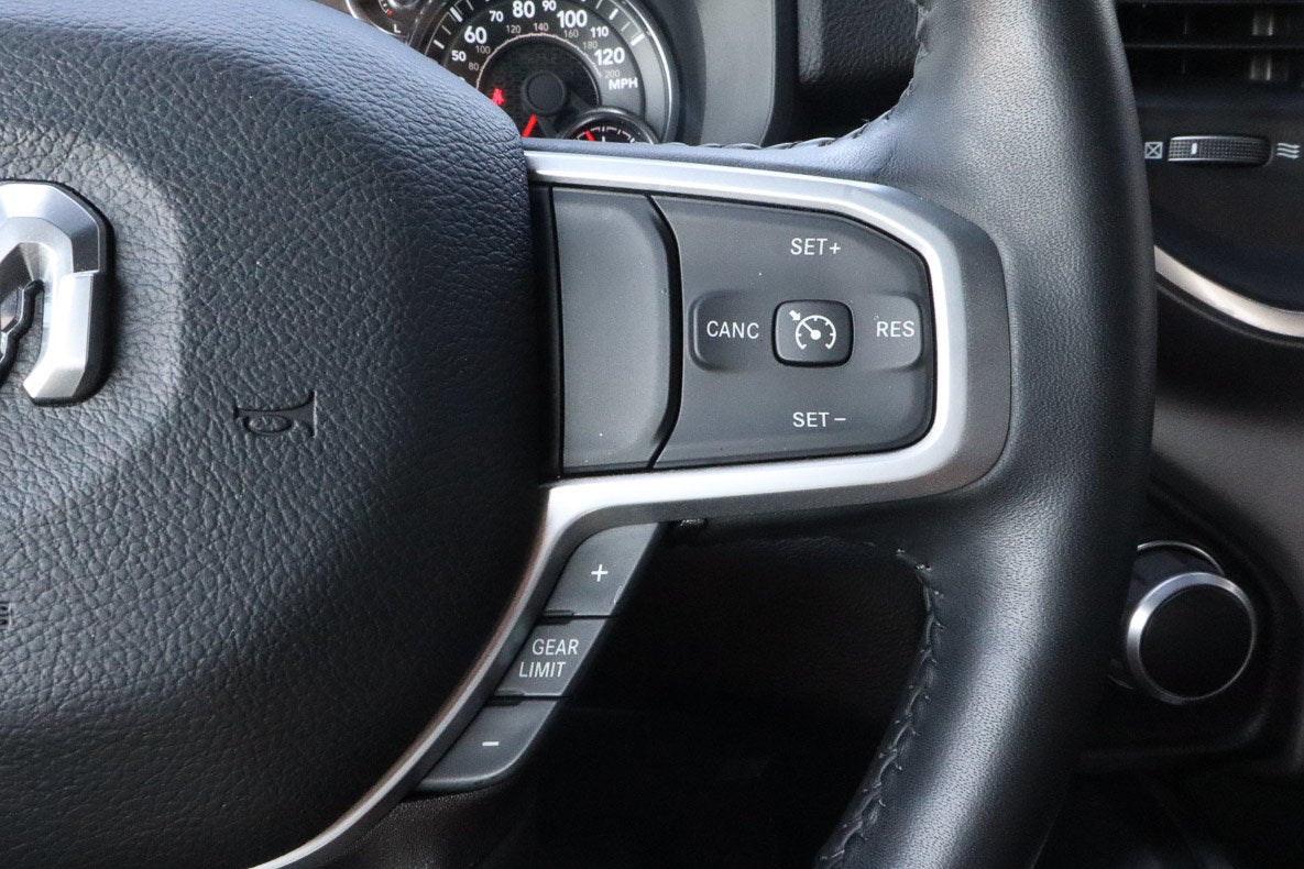 2024 RAM 1500 Big Horn 4x4 Crew Cab 6'4 Box