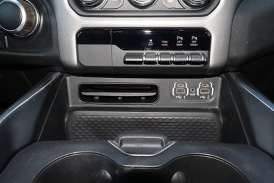 2023 RAM 1500 Big Horn 4x4 Crew Cab 6'4 Box