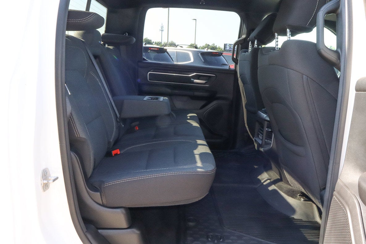 2023 RAM 1500 Big Horn 4x4 Crew Cab 6'4 Box