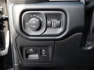 2022 RAM 1500 Laramie 4x4 Crew Cab 6'4 Box